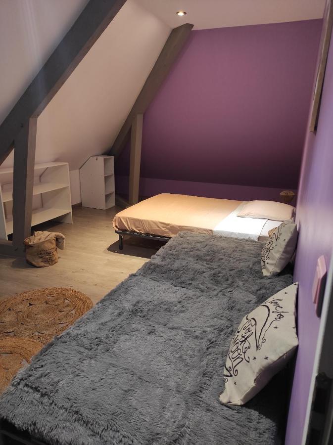 Agreable Et Spacieuse Chambre Familiale Sansac-de-Marmiesse Exteriér fotografie