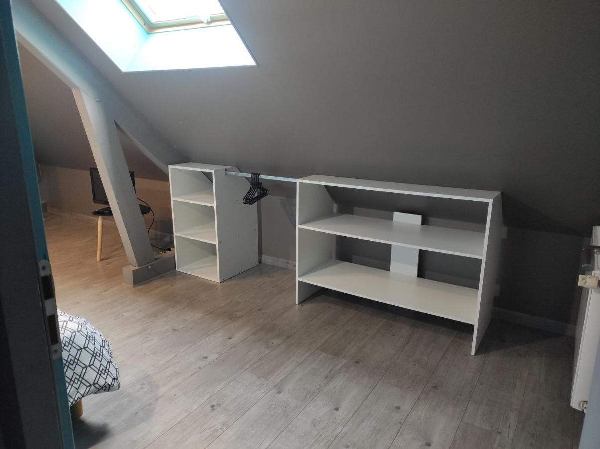 Agreable Et Spacieuse Chambre Familiale Sansac-de-Marmiesse Exteriér fotografie